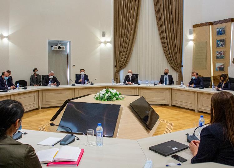 Dünya Bankının Enerji və İnfrastruktur üzrə Missiyası Energetika Nazirliyində olub 