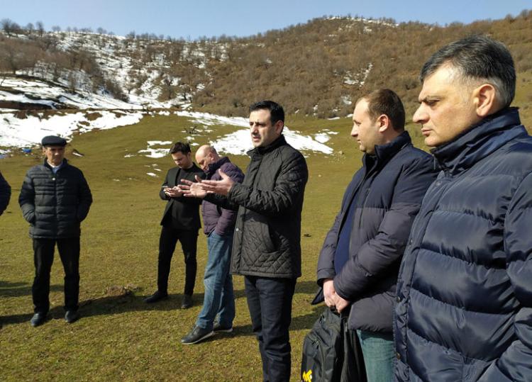Представители ЗАО AzerGold встретилась с жителями села Тюлаллар Гёйгёльского района 