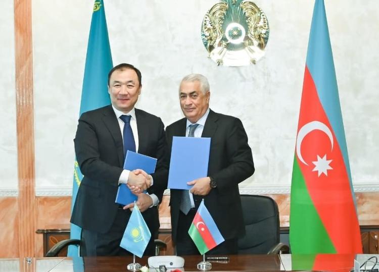 Azərbaycan və Qazaxıstan arasında saziş imzalandı 