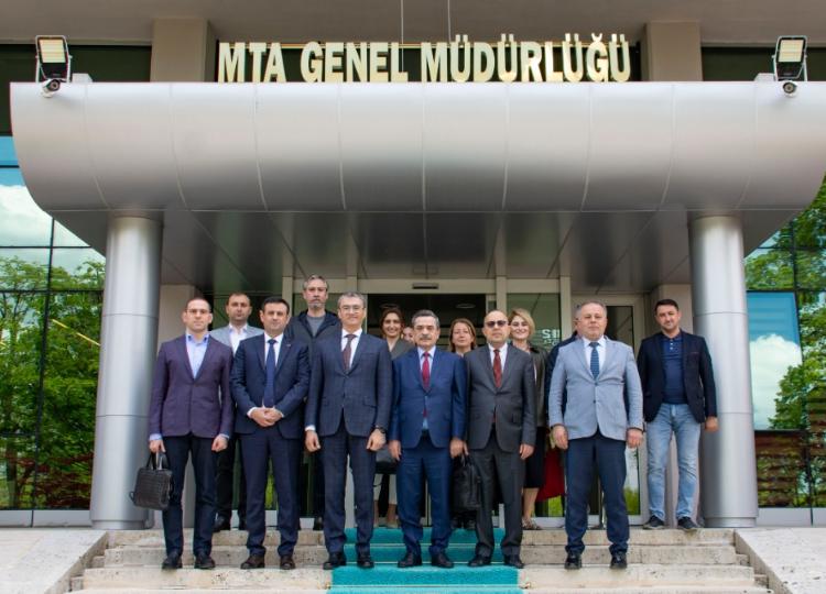Ankarada yeraltı sərvətlərin işlənilməsinə dair əməkdaşlıq məsələləri müzakirə olunub 