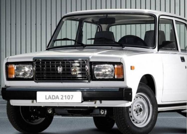 Azərbaycanda yeni "Lada" modellərinin satışı dayanıb 