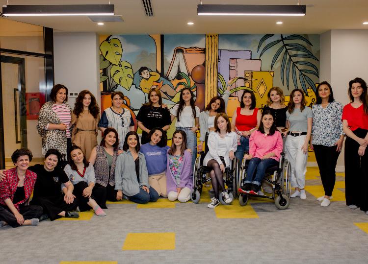 Yelo Bank-da "Women’s sharing circle" layihəsinin ikinci proqramı baş tutdu 