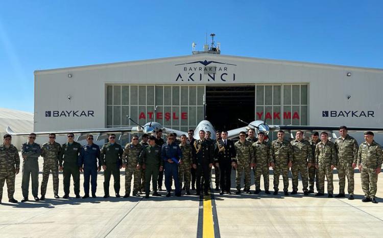 Azerbaijani servicemen successfully completed the courses held in Türkiye 