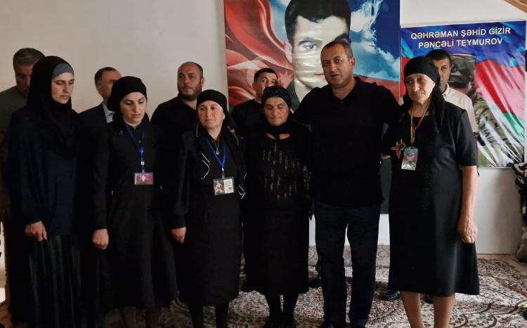 Parlamentin sədr müavini Adil Əliyev Astara rayonunda şəhid ailələri ilə görüşüb 