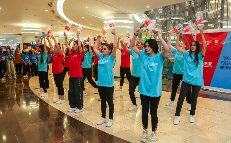 "Dəniz Mall" ticarət mərkəzində ekoloji fləşmob təşkil olunub 