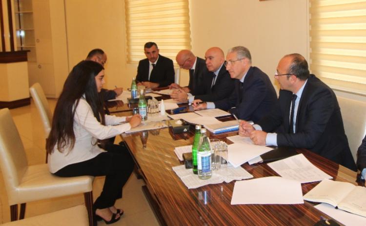Ekologiya və təbii sərvətlər naziri Qazaxda vətəndaşları qəbul edib 