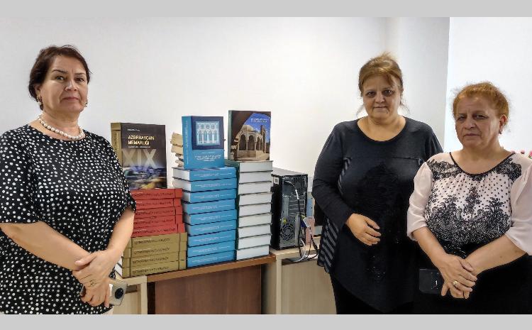 MEK kitab bağışlama aksiyasına start verib 