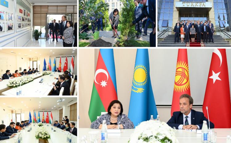 Председатель Милли Меджлиса Сагиба Гафарова ознакомилась с деятельностью работы Секретариата ТЮРКПА 