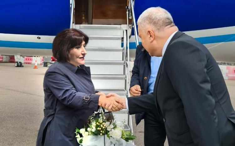 Сагиба Гафарова прибыла в Великобританию для участия в церемонии прощания с Её Величеством Елизаветой Второй 