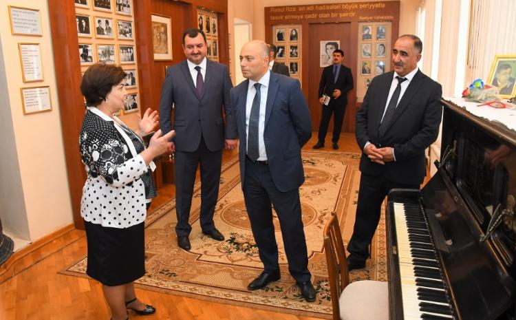 Mədəniyyət naziri Göyçayda müəssisələrə baxış keçirib, mədəniyyət işçiləri ilə görüşüb 