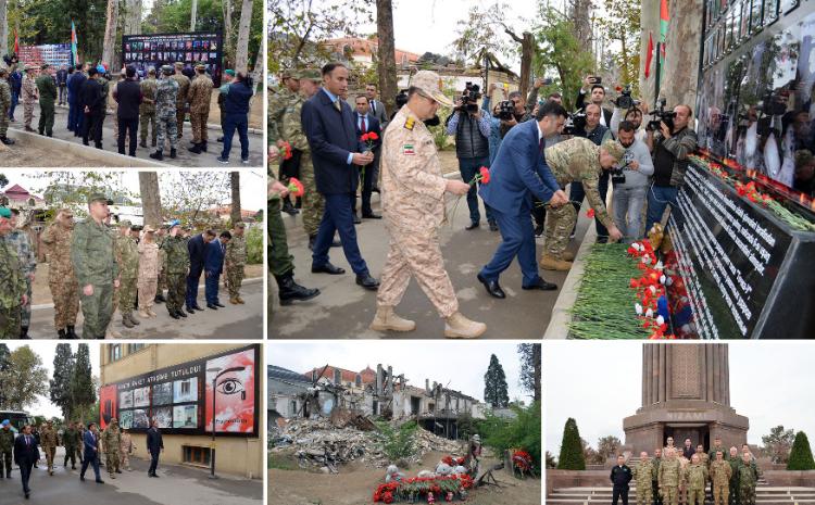Военные атташе иностранных государств почтили память жертв террора в Гяндже 