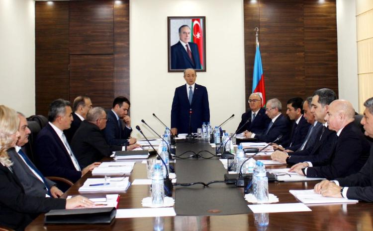 Məhkəmə-Hüquq Şurasının iclası keçirilib 