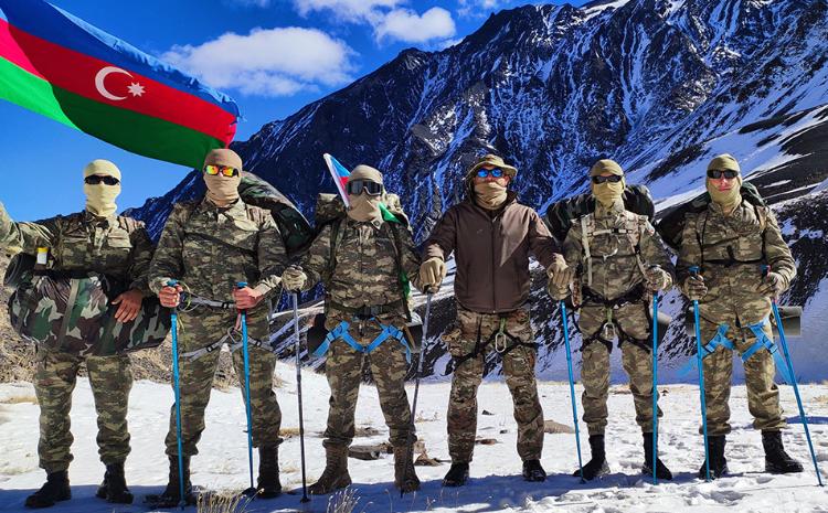 An expedition called "To the peak" was organized on the occasion of Victory Day 