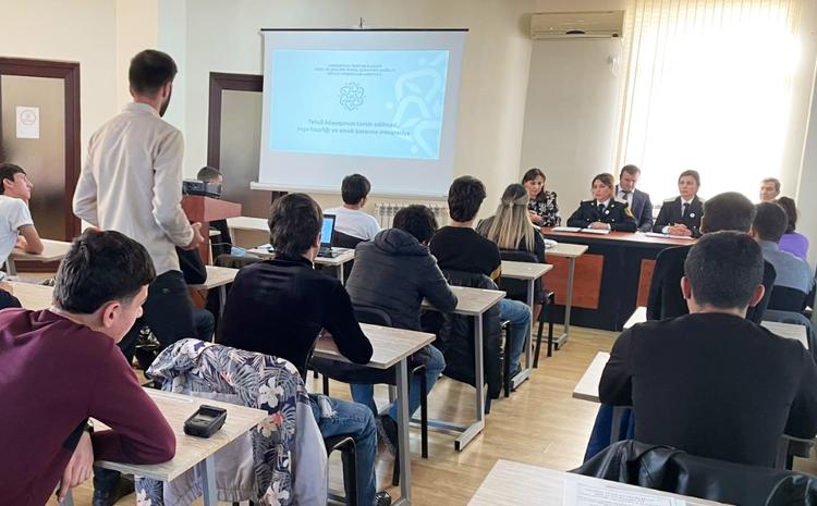 Bakı şəhər Probasiya İdarəsində yetkinlik yaşına çatmayanlarla görüş keçirilib 