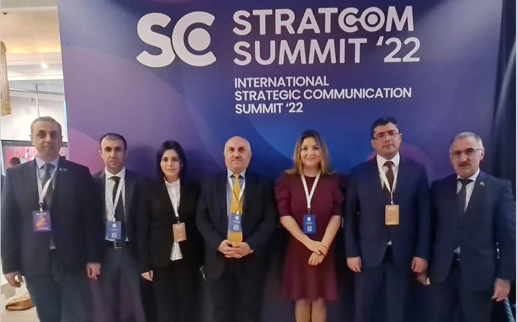 Azərbaycan nümayəndə heyəti Beynəlxalq Strateji Kommunikasiya Sammitində iştirak edir 
