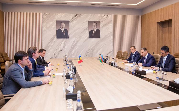 Nazir Rəşad Nəbiyev Moldovanın Baş nazirinin rəqəmsallaşma məsələləri üzrə müavini ilə görüşüb 
