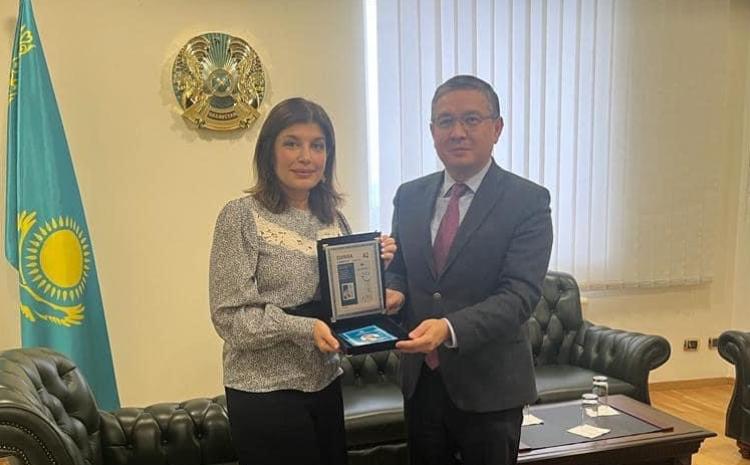 Günay Əfəndiyeva Qazaxıstana xarici işlər nazirinin müavini ilə görüşüb 