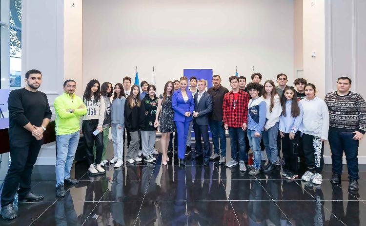 В Русском доме в Баку состоялось заседание Клуба дружбы народов Азербайджана и России 
