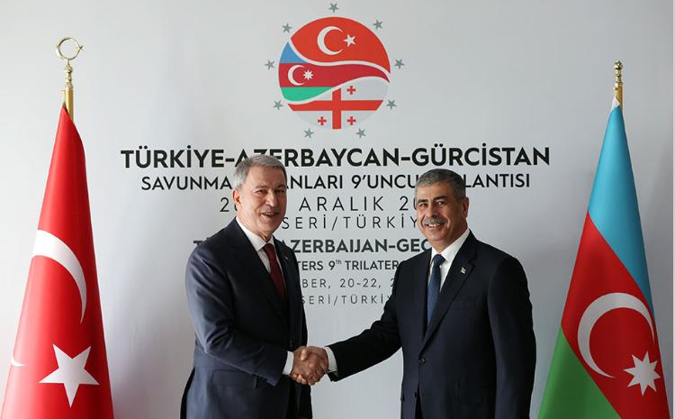 The Minister of Defense of Azerbaijan met with the Turkish National Defense Minister 