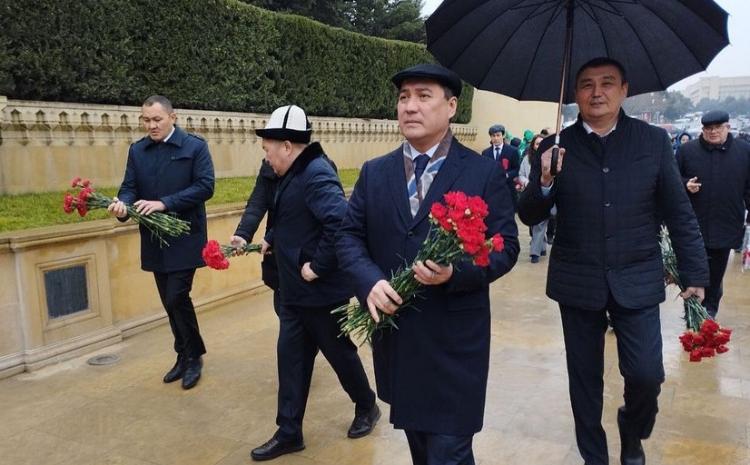 Посол Казахстана почтил память жертв трагедии 20 Января 