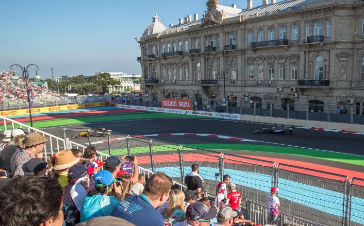 Filarmoniya tribunasına olan biletlərin hamısı satılıb 