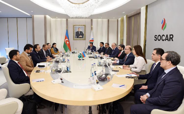 SOCAR prezidenti Rövşən Nəcəf Pakistan nümayəndə heyəti ilə görüşüb 