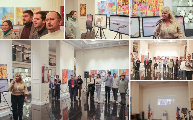 Выставка "Время открытий" открылась в Русском доме в Баку 