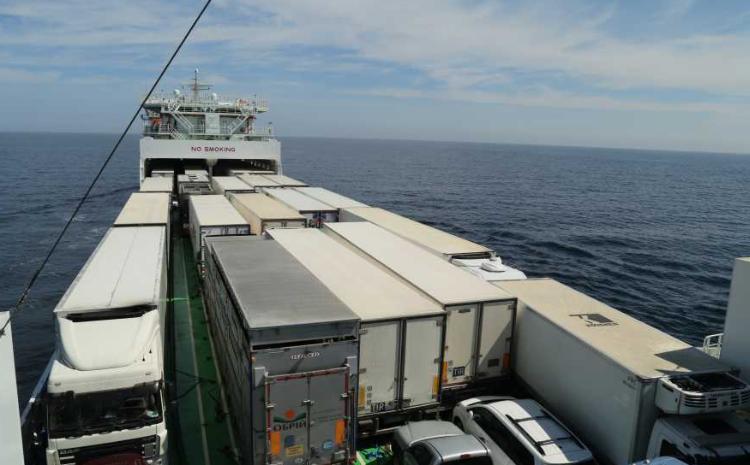 Снижены тарифы на перевозки по линии Баку-Туркманбаши-Баку 