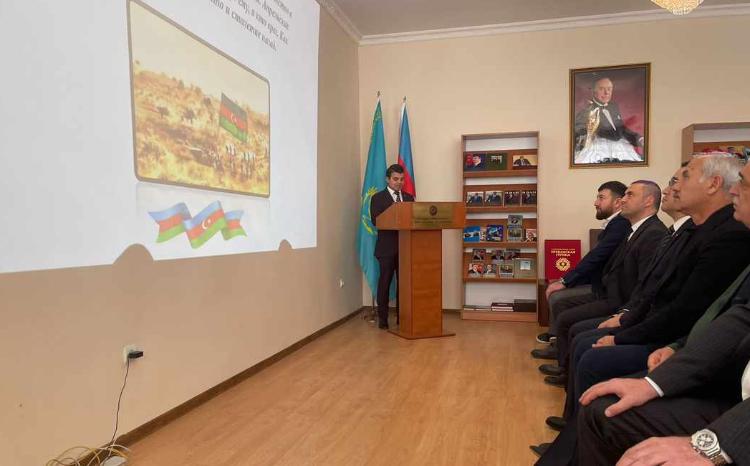 Aktau şəhərində Aprel döyüşləri şəhidlərinin xatirəsi yad edilib 