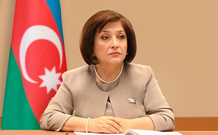 Спикер Милли Меджлиса Сагиба Гафарова побывала в больнице, где проходит лечение Фазиль Мустафа 