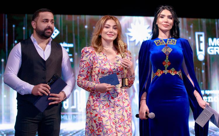 Ruhi Əliyeva "Şəms" mükafatı aldı 