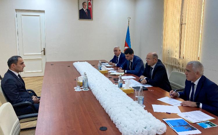 Energetika naziri Lerikdə vətəndaşları qəbul edib 