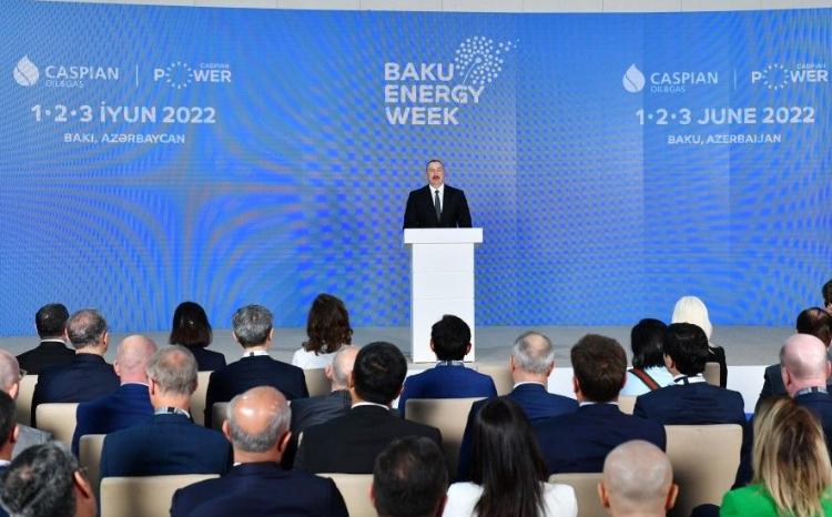 Prezident 28-ci Beynəlxalq Xəzər Neft və Qaz Sərgisinin rəsmi açılış mərasimində çıxış edib - YENİLƏNİB