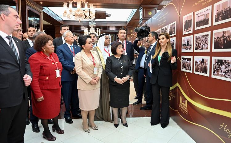 Выставка в здании Милли Меджлиса по случаю столетия Великого Лидера Гейдара Алиева 