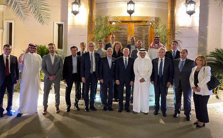 Ər-Riyadda "ACWA Power" şirkətinin Azərbaycanda icra etdiyi layihələr müzakirə edilib 