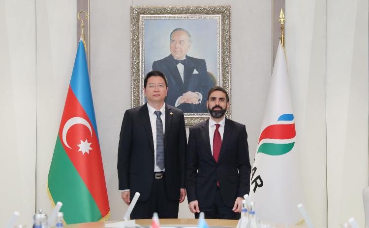 SOCAR-ın prezidenti "Energy China International" şirkətinin baş vitse-prezidenti ilə görüşüb 