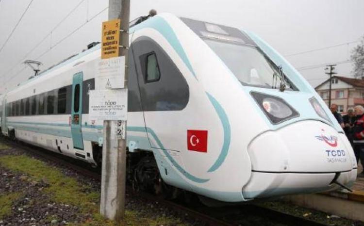 Türkiyə ilk elektrik qatarını istehsal edəcək 