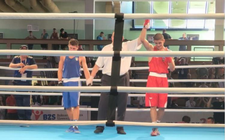 Azərbaycanın 2 boksçusu Avropa birinciliyində medalı təmin edib 