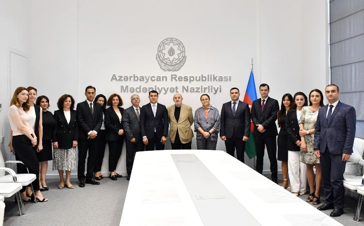 Akif İslamzadə Azərbaycan estrada sənətinin inkişafına töhfələr verib 