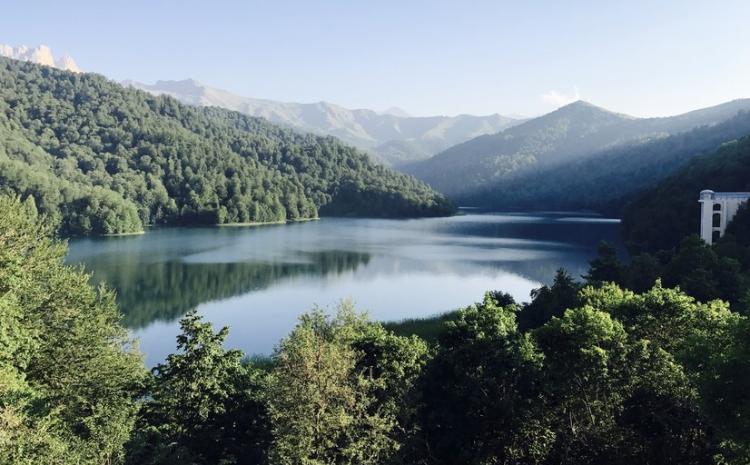 Göygöl Milli Parkının ərazisində mühafizə rejimini pozan şəxslər saxlanılıb 