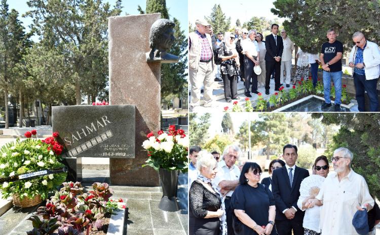 Xalq artisti Şahmar Ələkbərovun doğum günündə xatirəsi yad olundu 
