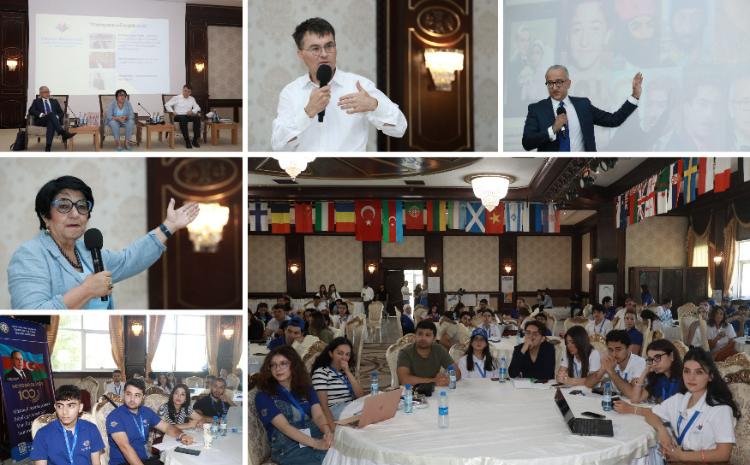 Очередная панель IV Летнего лагеря посвящена "Истории независимости Азербайджана" 