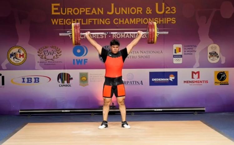 Əli Şükürlü Avropa birinciliyində 1 qızıl və 2 gümüş medal qazandı! 