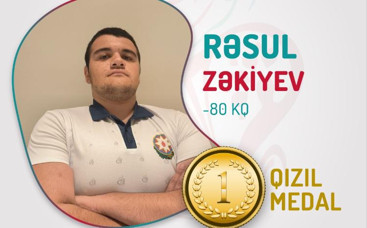Pauerlifterimiz Rəsul Zəkiyev 2 qızıl medal qazandı 