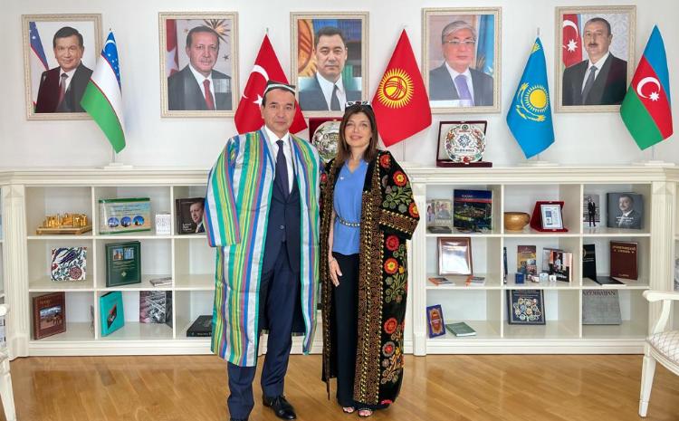 Günay Əfəndiyeva Özbəkistanın Mədəniyyət naziri ilə görüşüb 