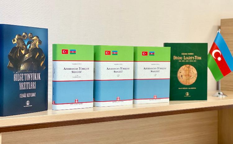 MEK-ə Türk Dil Qurumu tərəfindən hazırlanan nəşrlər təqdim olunub 