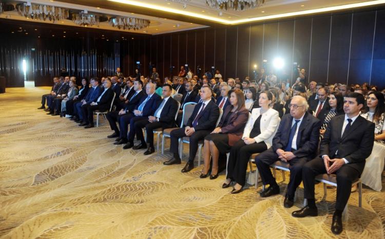 İcbari tibbi sığorta zərfinə 775 xidmət əlavə edilib, onların 469-u cərrahi əməliyyatlardır 