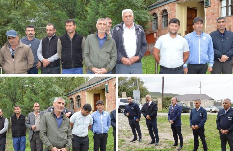 "Açıq mikrofon"a təşrif buyuranlar Məşrif kəndinin sakinləri oldu 