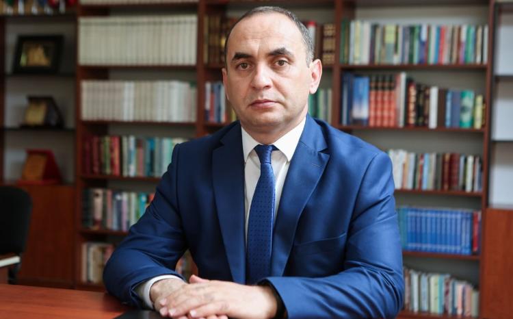 Bir millət, iki dövlət mesajı 