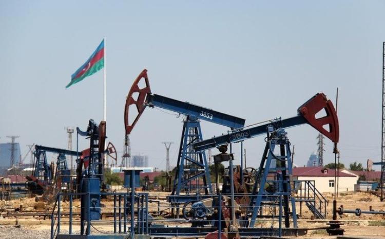 Avqust ayında ölkədə gündəlik xam neft hasilatı 498 min barrel olub 